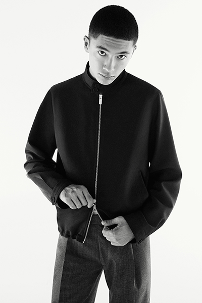 ديور تأخذ البذلات الرسمية إلى مستوى جديد مفعم بالعصرية مع مجموعة MODERN TAILORING